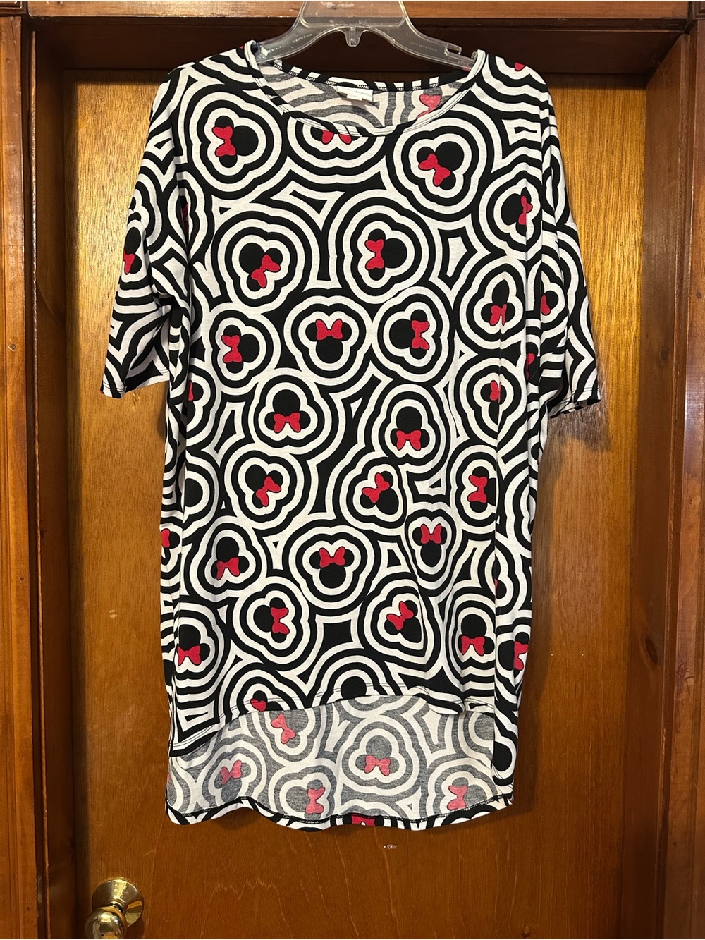 LuLaRoe Black & White Minnie Mouse Top with red bows